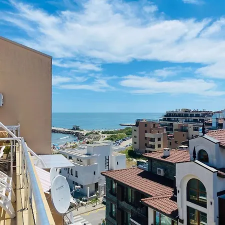 Golden Sea View 2 * פומורי