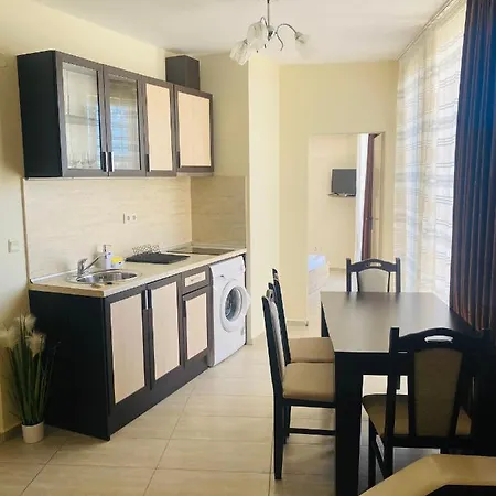 Golden Sea View 2 * Πομόριε