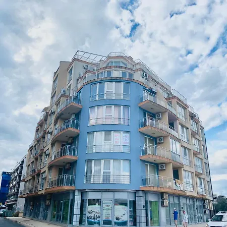 Golden Sea View 2 Апартаменты