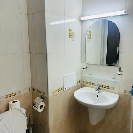 Golden Sea View 2 * بوموري