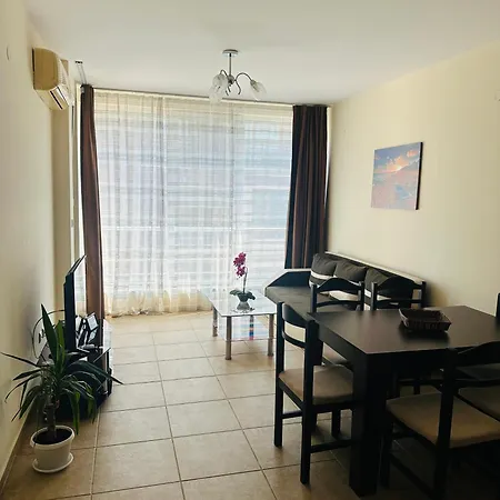 Golden Sea View 2 Апартаменты Поморие