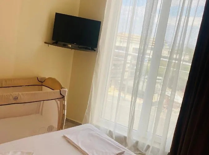 Golden Sea View 2 Apartment *